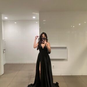 Elegant Black Prom Dress
